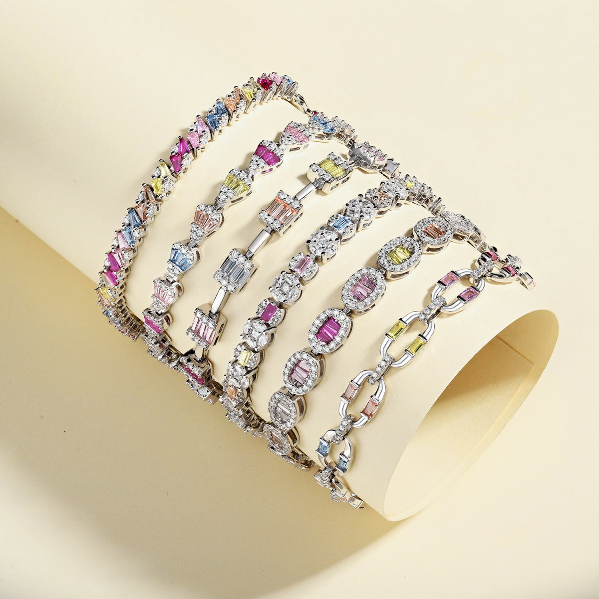 [AuraEcho]Ornate Sparkling Multi Cut Party Bracelet