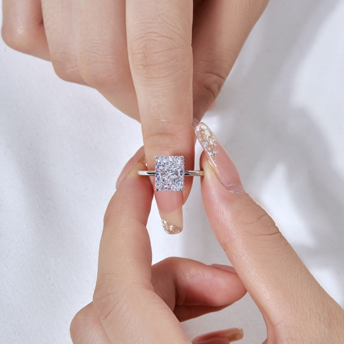 [AuraEcho]4.0 Carat Ornate Enchanting Radiand Cut Banquet Ring