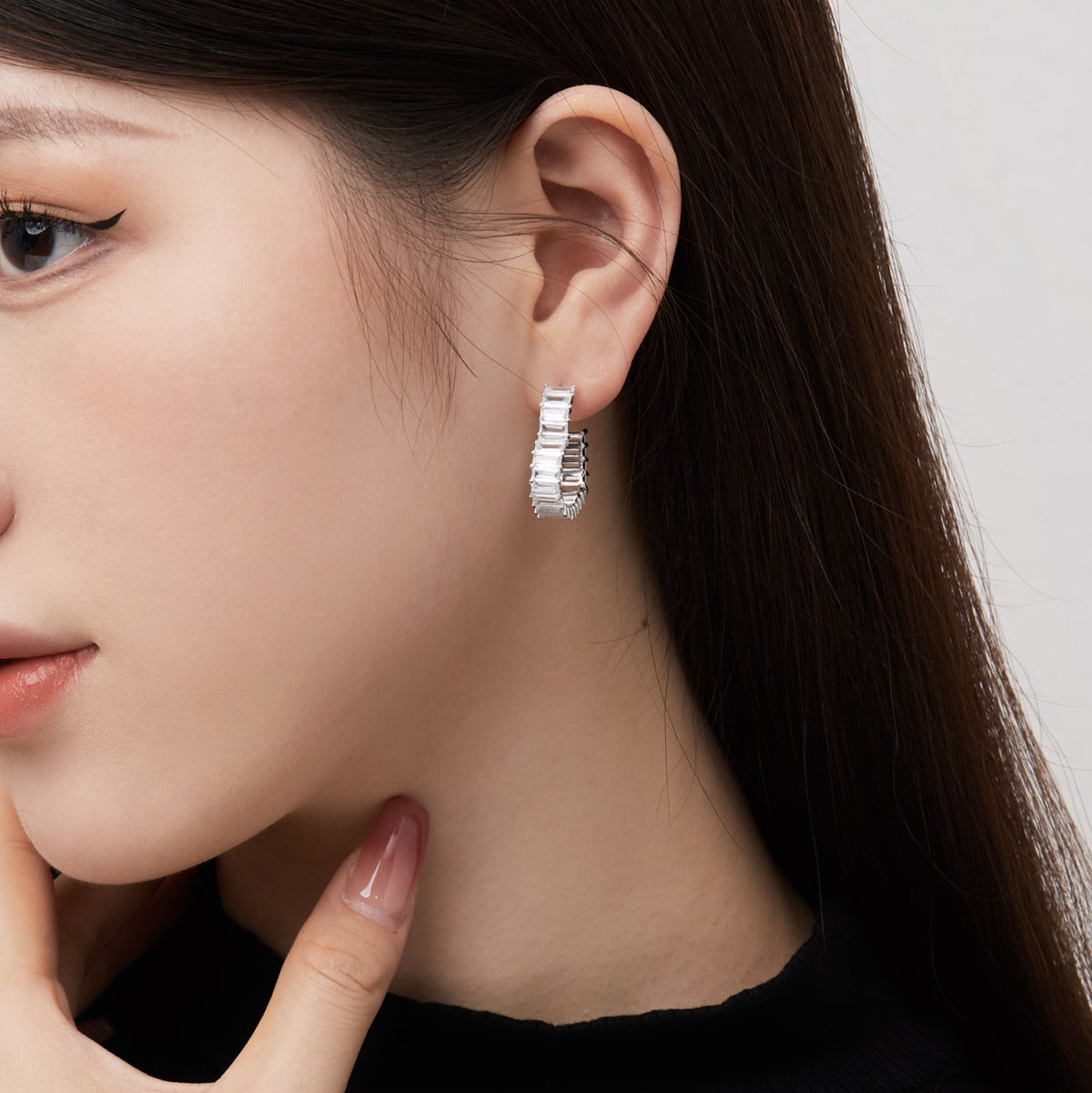 [AuraEcho]Radiant Heart Cutout Earrings