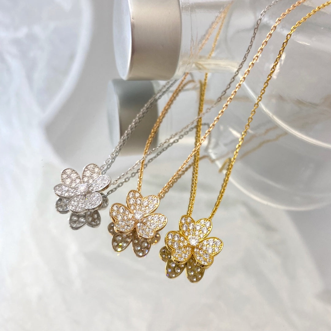 [AuraEcho]FLOWER DIAMOND NECKLACE