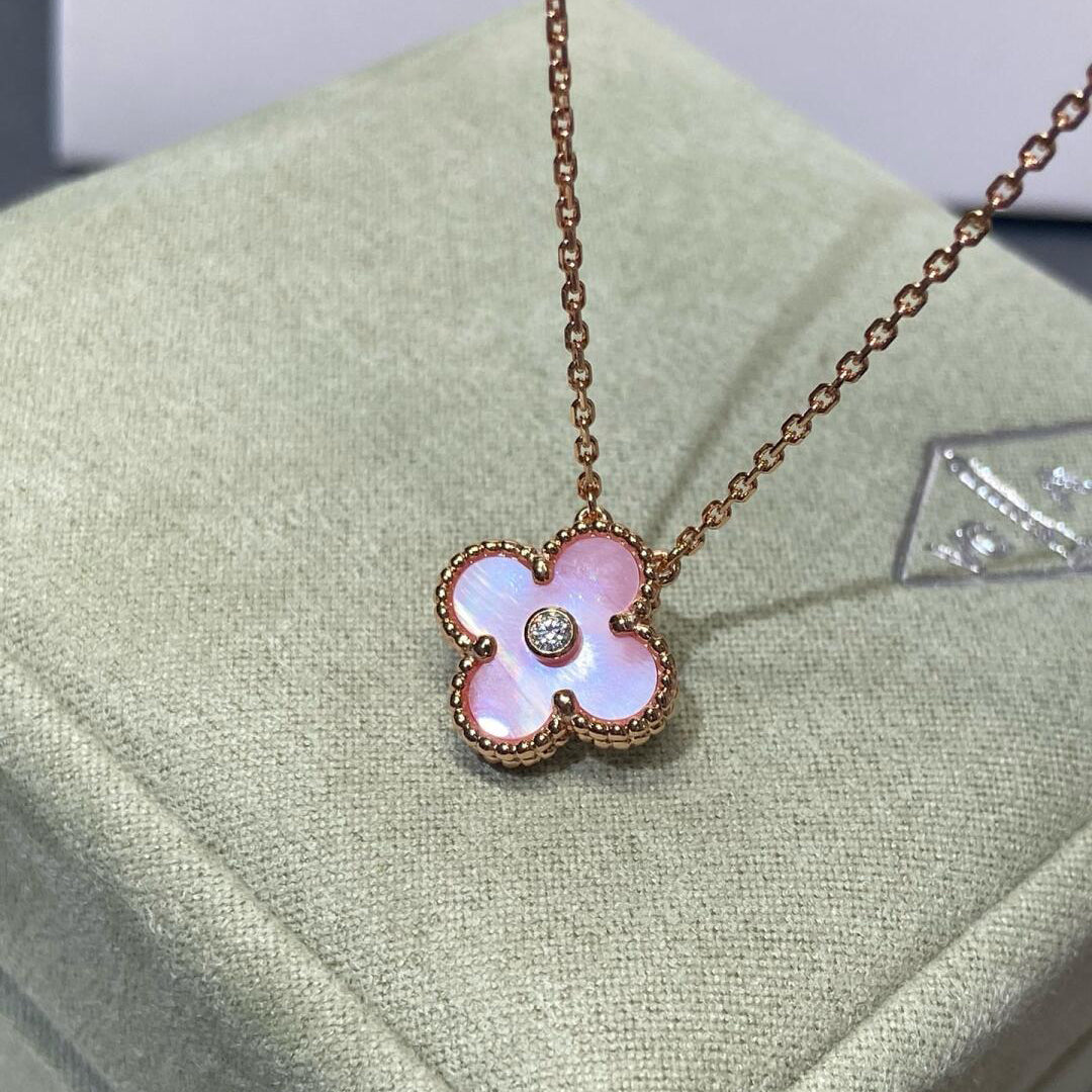 [AuraEcho]CLOVER 15MM DIAMOND PINK MOP NECKLACE
